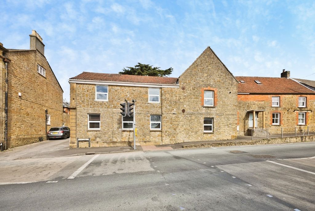 Additional image 13 of 2 bed flat for saleRutters Lane, Ilminster, Somerset TA19