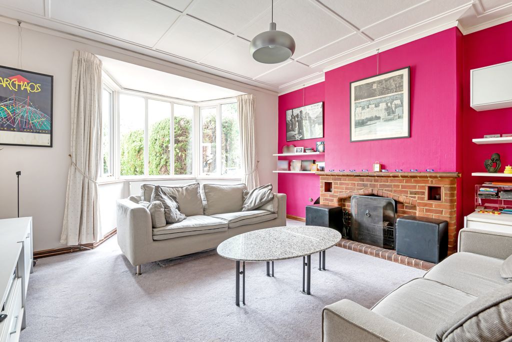 Property photo 3 of 8