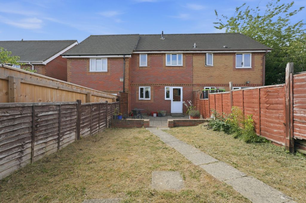 Property photo 2 of 24