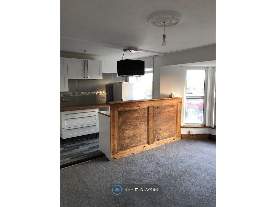 Property photo 1 of 10 Open Plan Kitchen