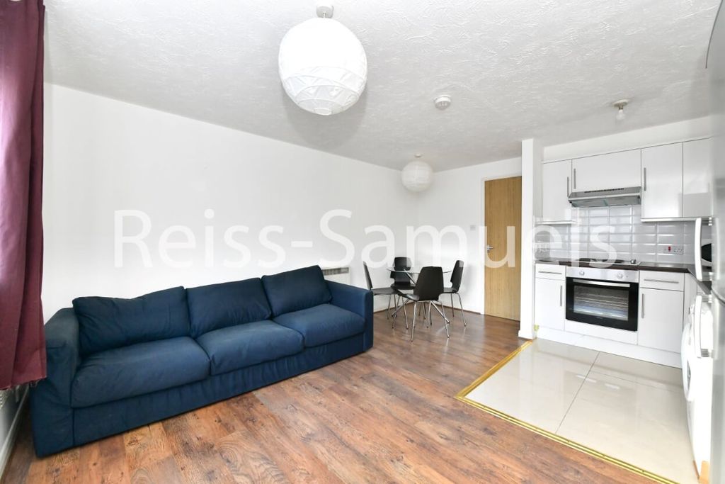 Property photo 3 of 15