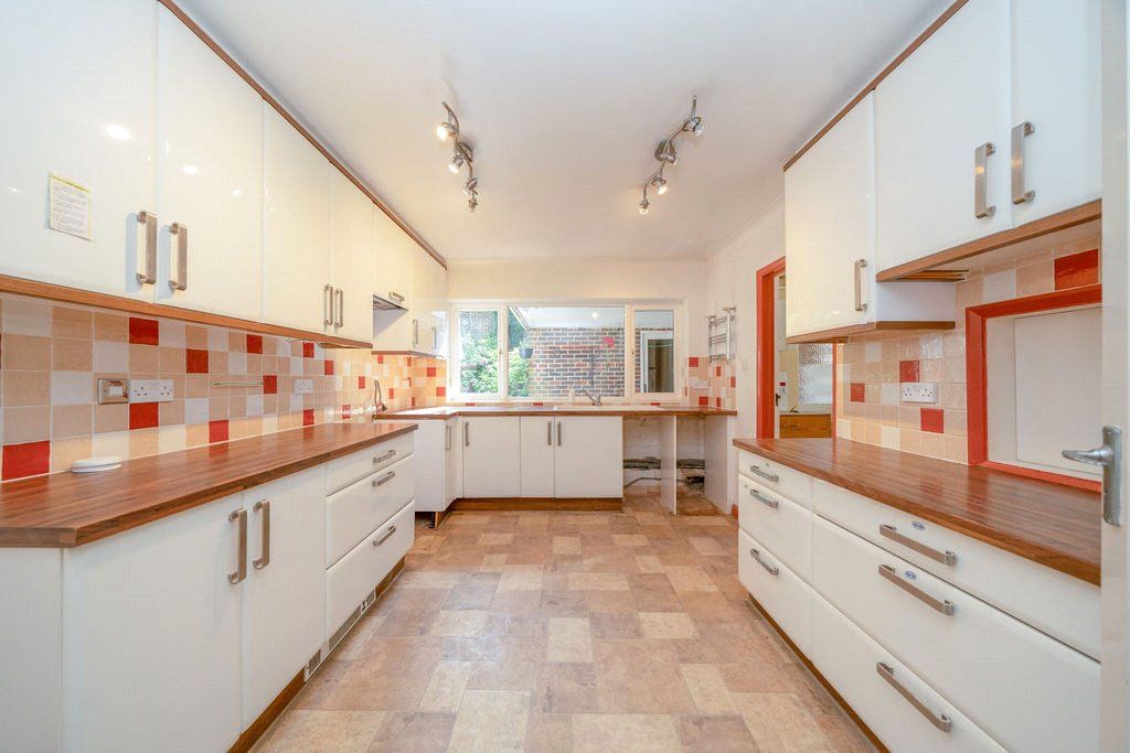Property photo 3 of 23 Picture No. 28