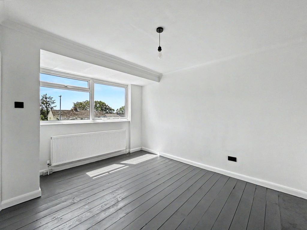 Property photo 2 of 14 Picture No. 08
