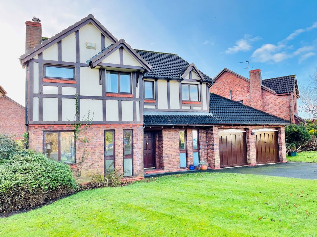 Property photo 1 of 11