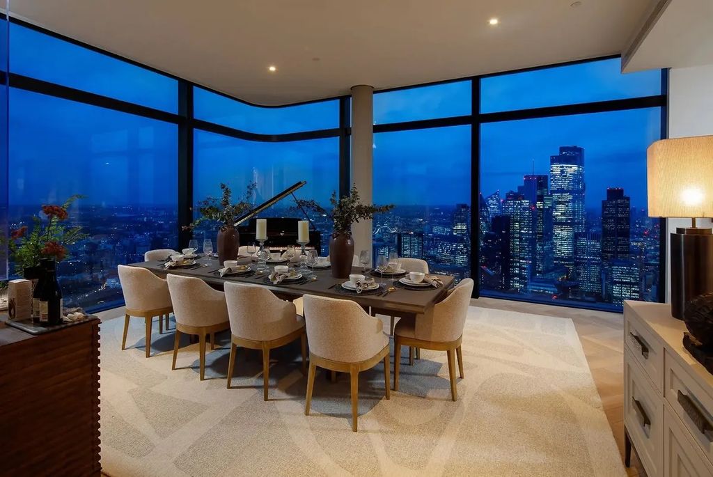 Property photo 3 of 18 Photo 7