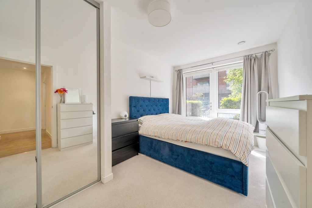 Property photo 3 of 19 Bedroom