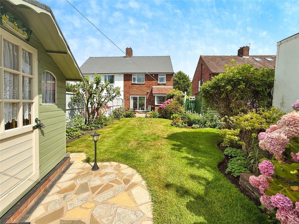 Property photo 2 of 26 Picture No. 46