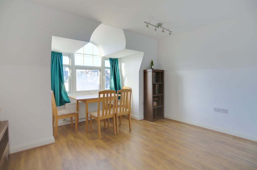 Property photo 2 of 5 Img_6990-Img_6992