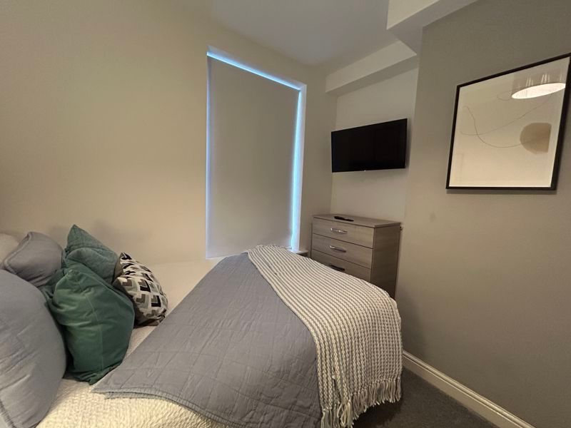 Property photo 3 of 7 Photo 20