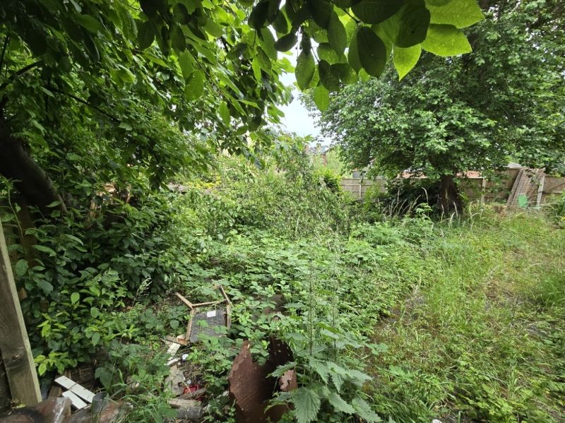 Property photo 1 of 2