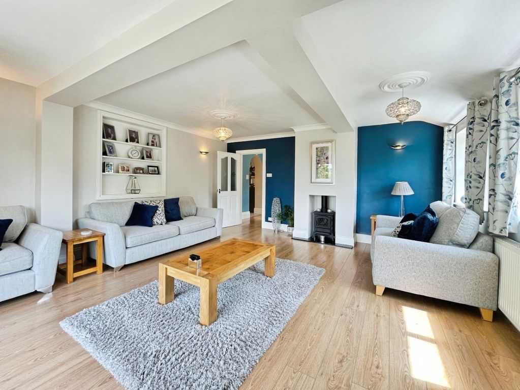 Property photo 2 of 41 4299686