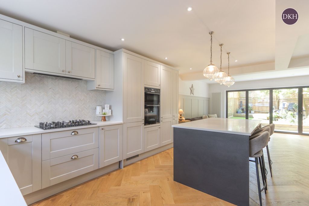 Property photo 3 of 17 Picture No. 42