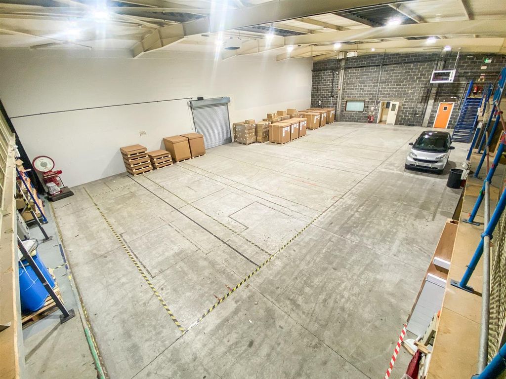 Property photo 2 of 12 Img_4040.Jpg