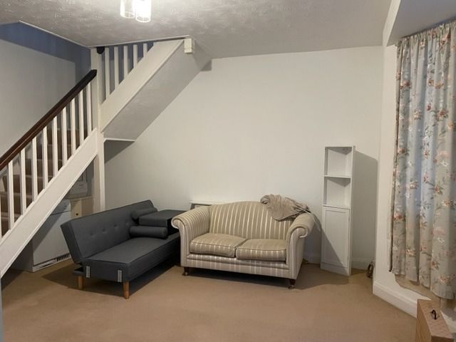 Property photo 3 of 8 4613363