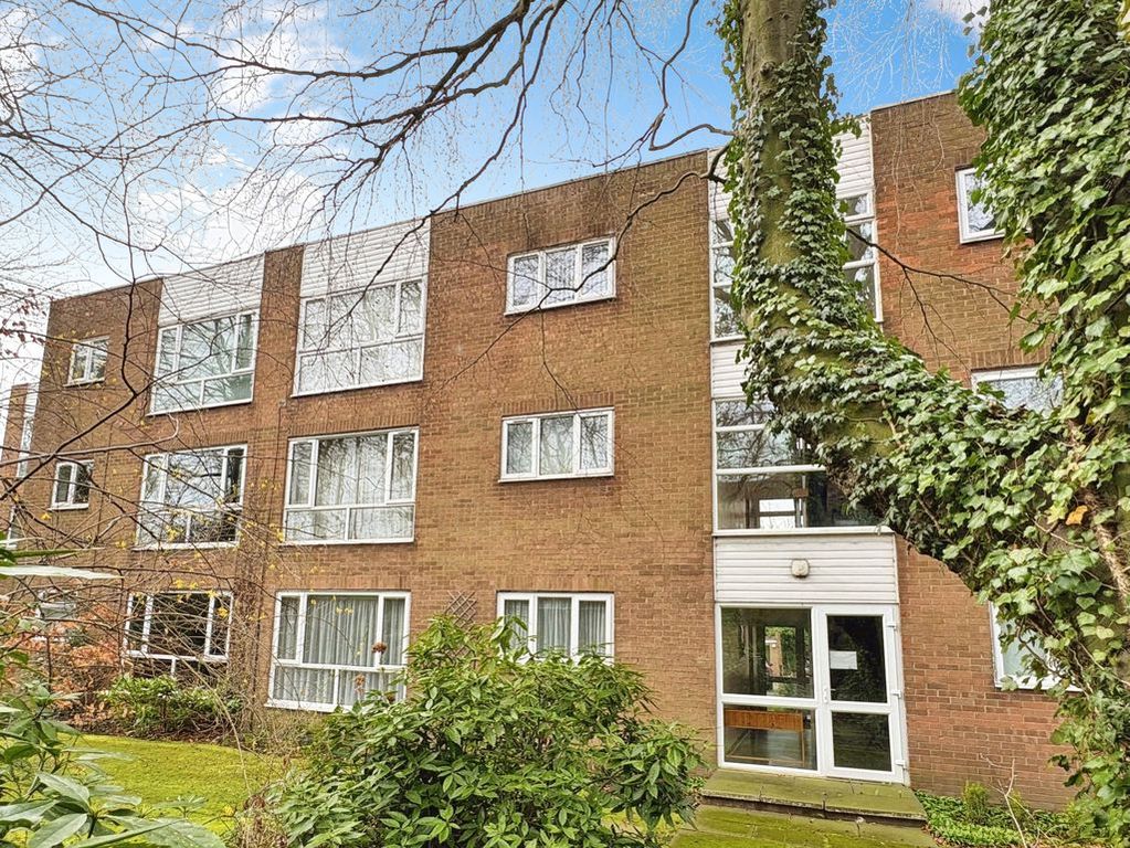 Property photo 1 of 10 Photo 6