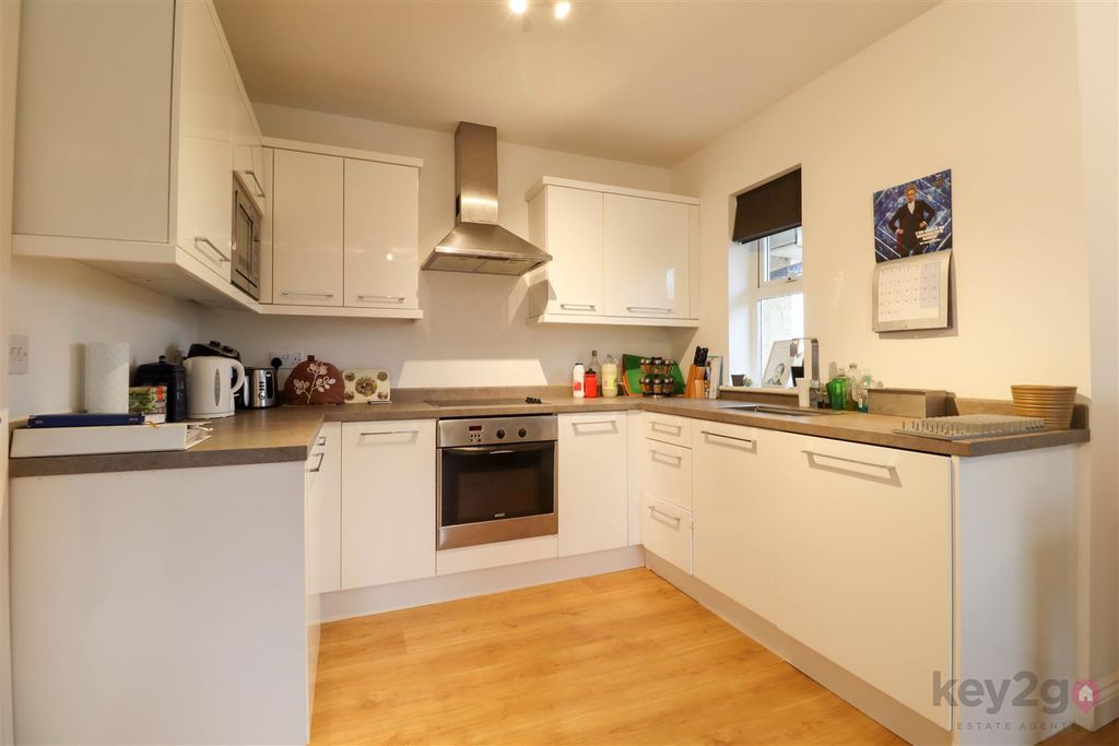 Property photo 2 of 13 Img_1423.Jpg