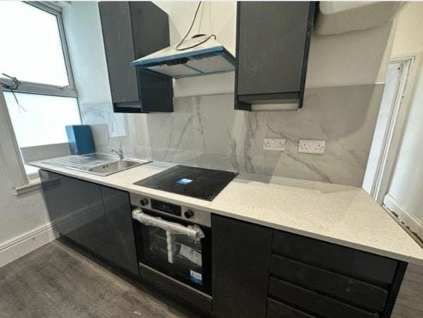 Property photo 2 of 14 2