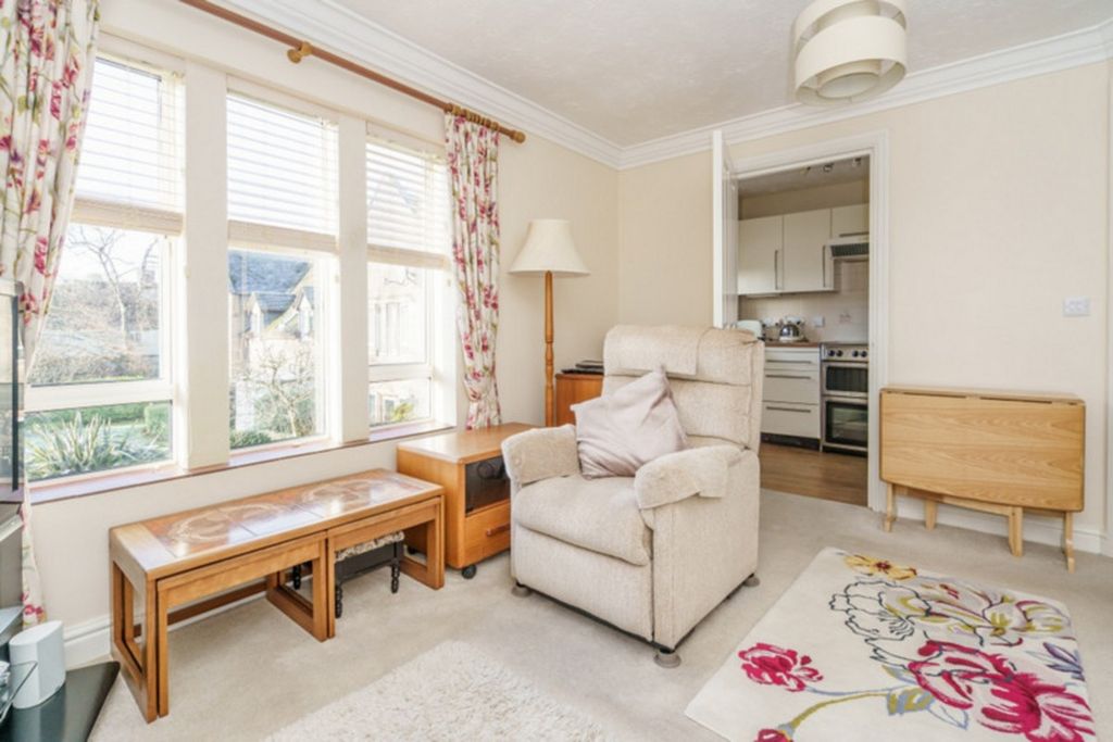 Property photo 2 of 12
