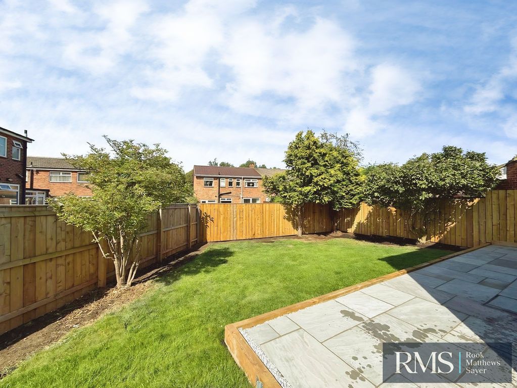 Property photo 3 of 17 Photo 16