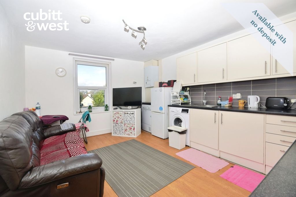 Property photo 1 of 4 E01Da843-Dsc_4911