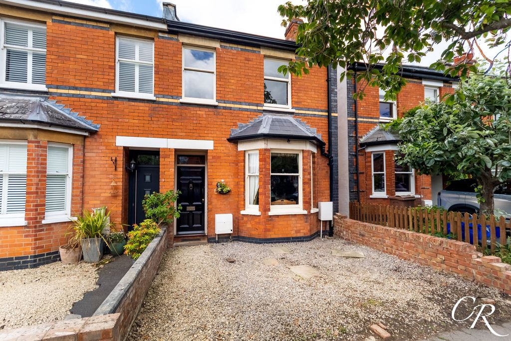 Property photo 1 of 25