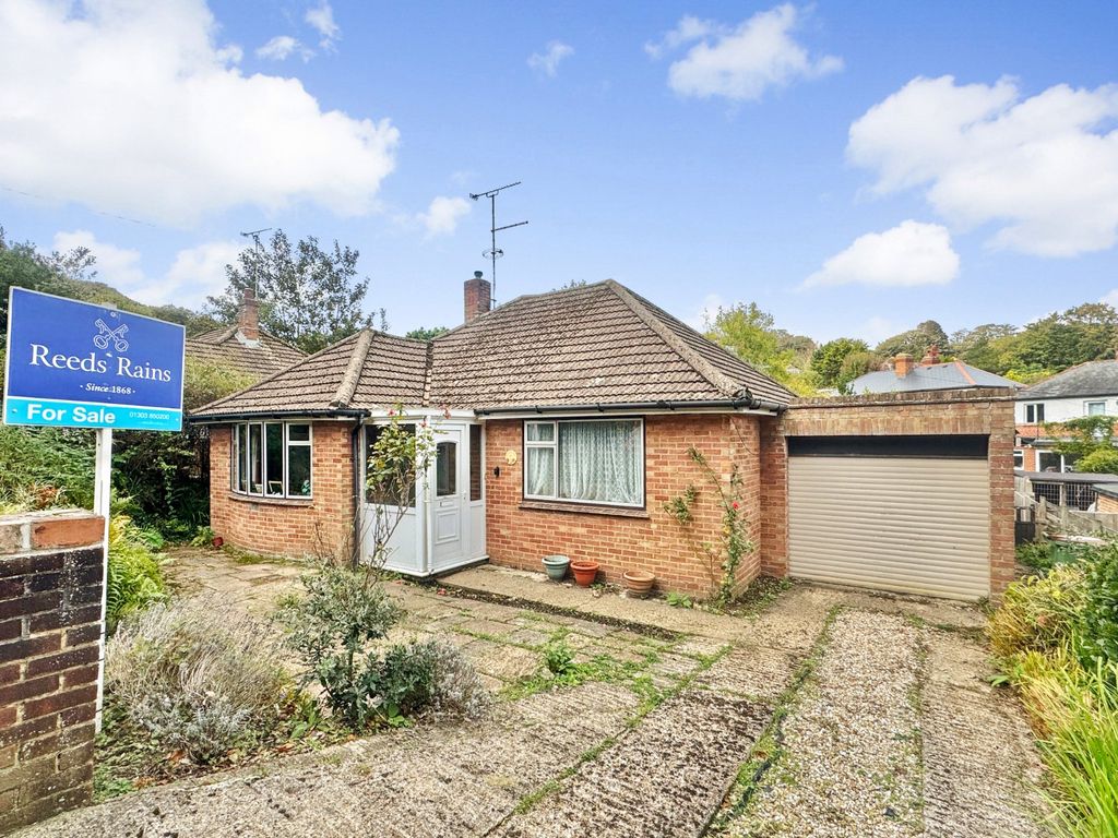 Property photo 1 of 13 Bybrook Way