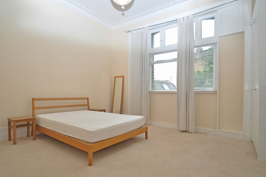 Property photo 2 of 4