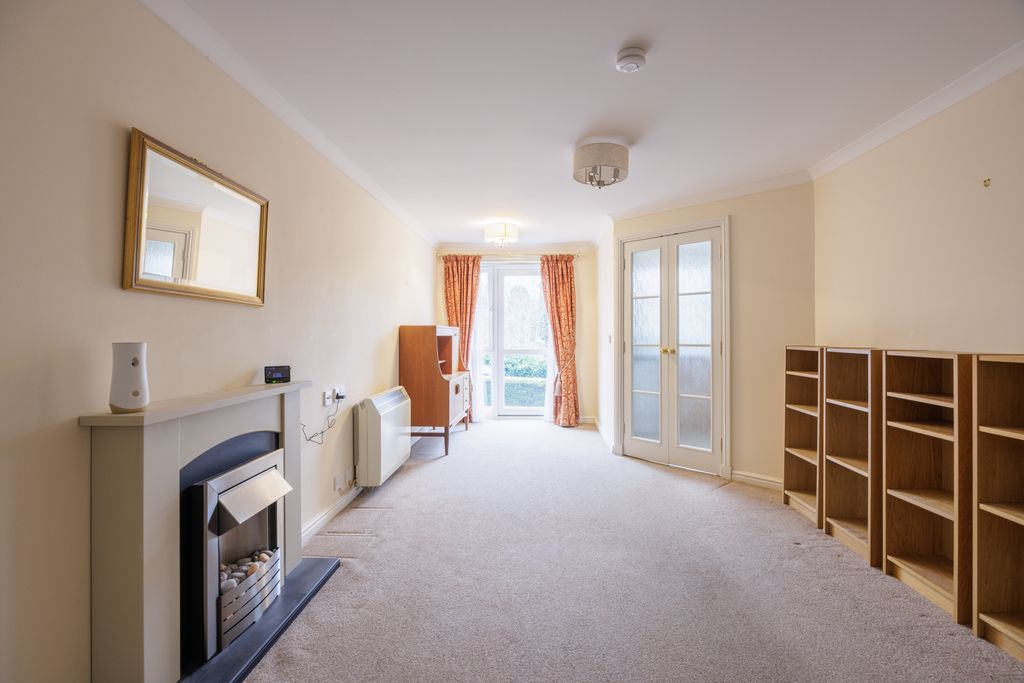 Property photo 2 of 10