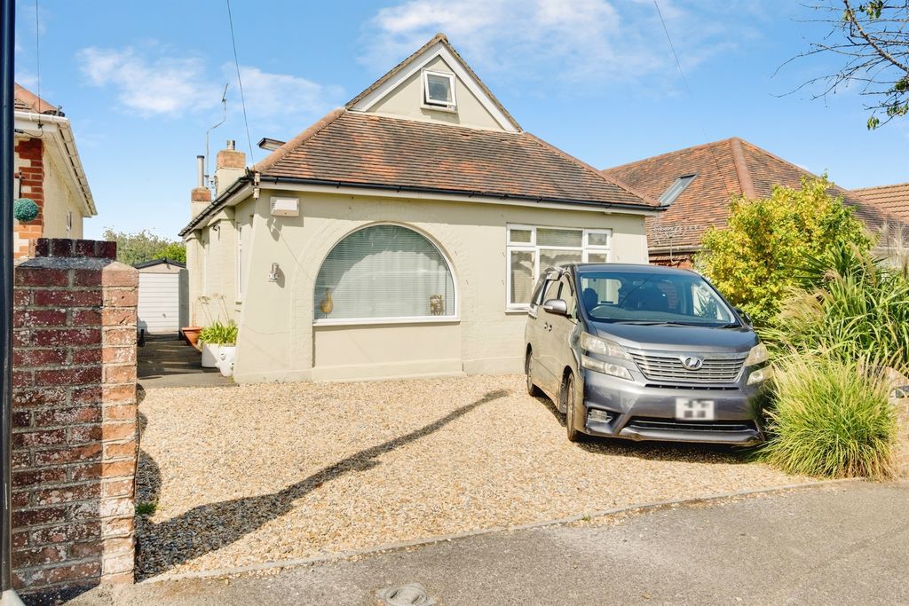 Property photo 1 of 18