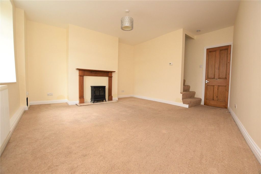 Property photo 2 of 13 Picture No. 40