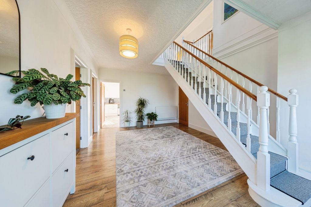 Property photo 1 of 35 Pbox-Img.Jpg