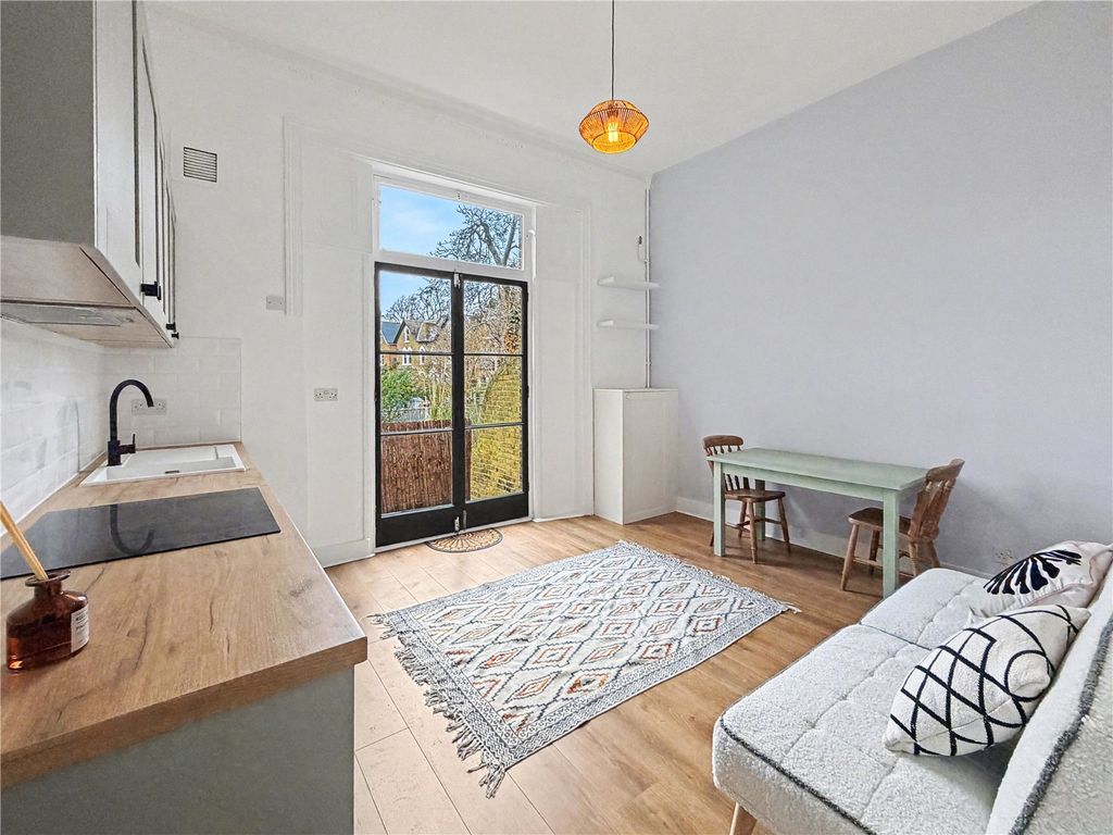 Property photo 2 of 7 Picture No. 07