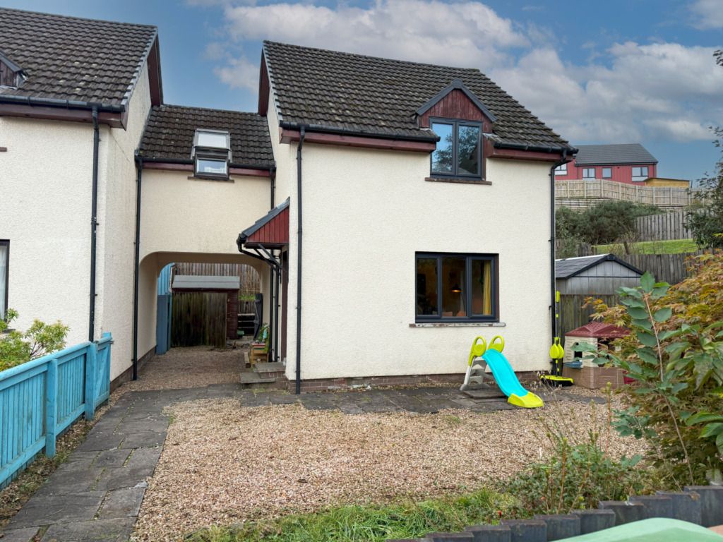 Property photo 1 of 18