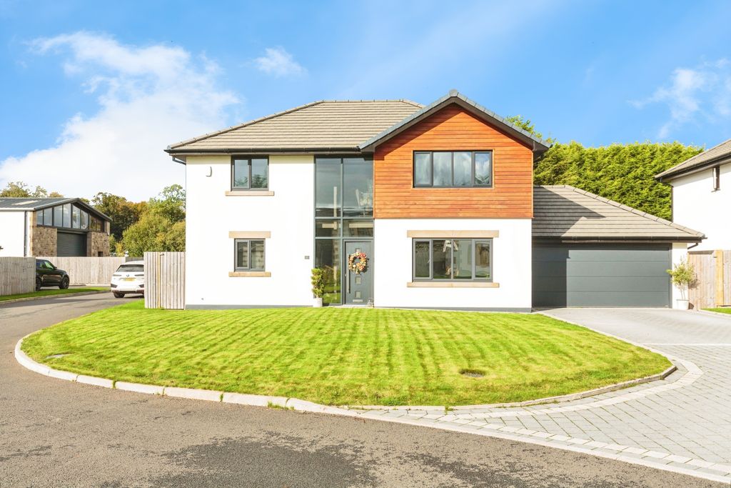 Property photo 1 of 30 Exterior Front