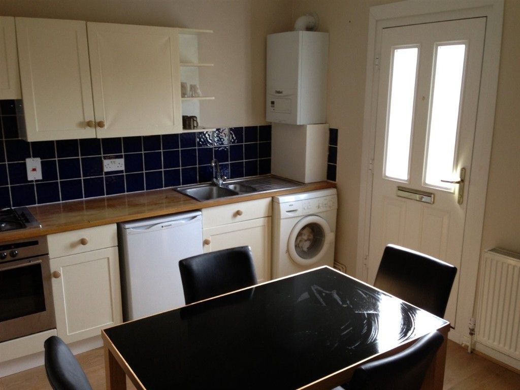 Property photo 2 of 3