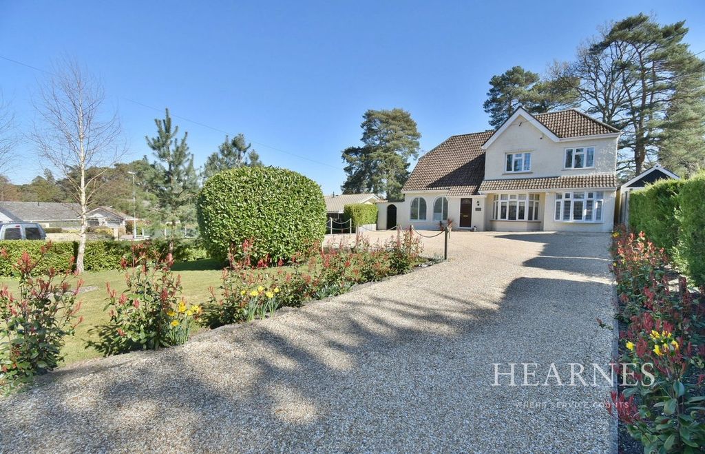 Property photo 1 of 30