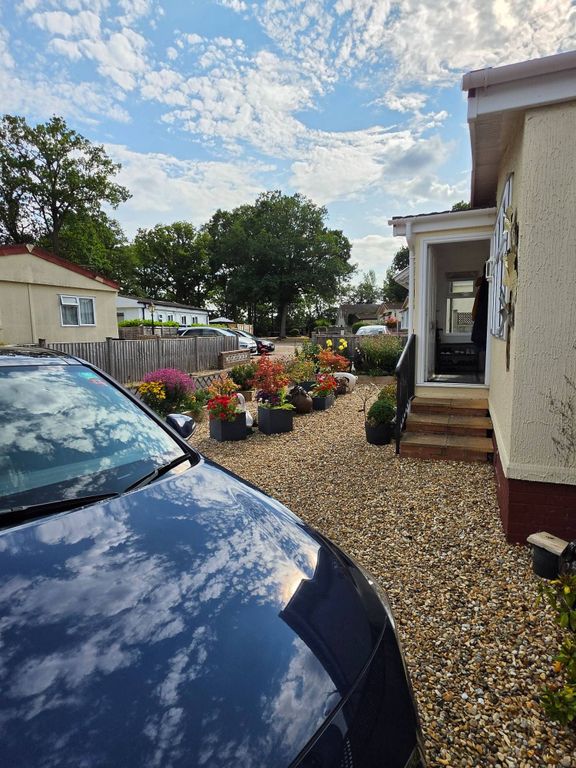 Property photo 2 of 43