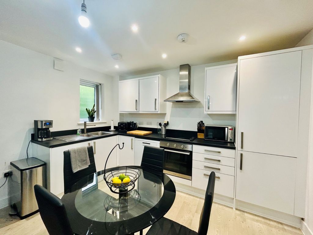 Property photo 1 of 10 Picture No. 05