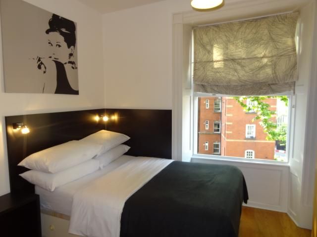 Property photo 1 of 5 Studio To Rent