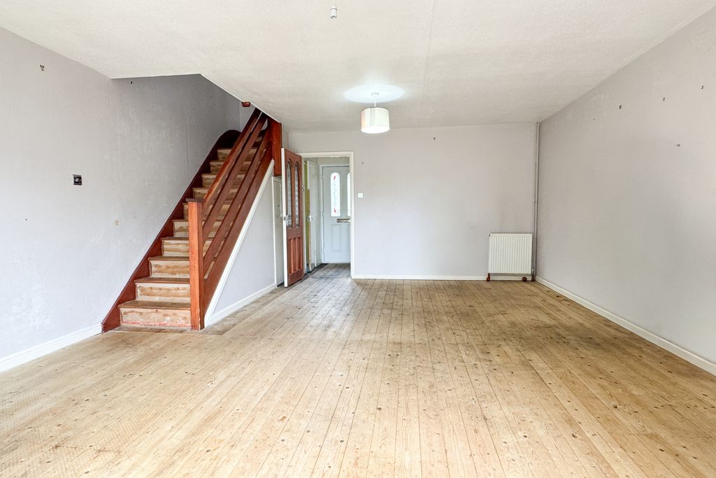 Property photo 3 of 12 3.Jpg