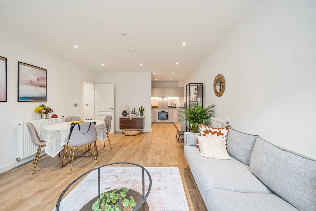 Property photo 3 of 18 1069729 (3)
