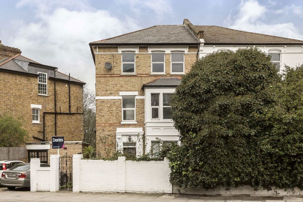 Property photo 1 of 7
