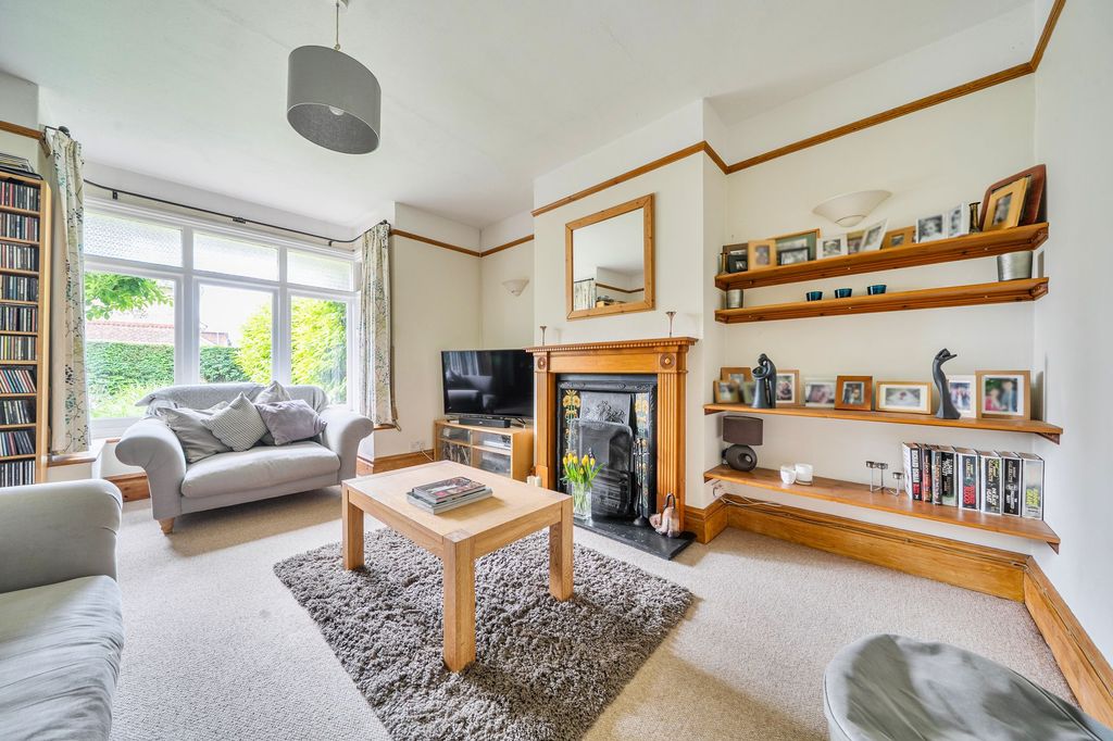 Property photo 2 of 15