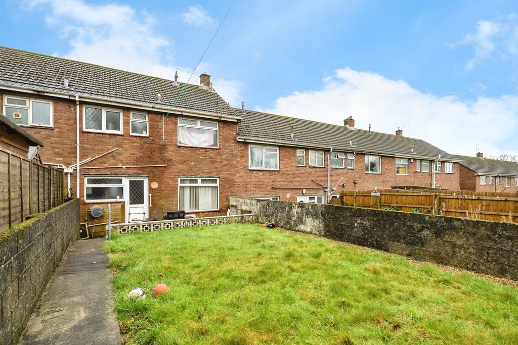 Property photo 2 of 15