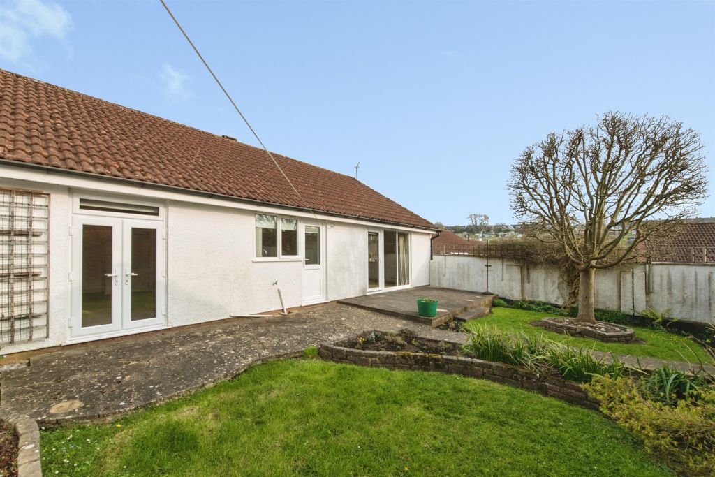 Property photo 2 of 14