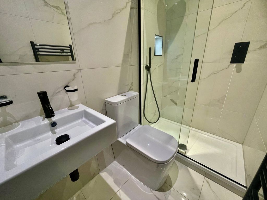 Additional image 8 of 2 bed flat for saleGlovers Court, Preston, Lancashire PR1