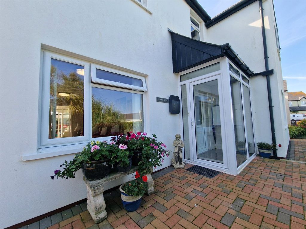 Property photo 3 of 42 Picture No. 08