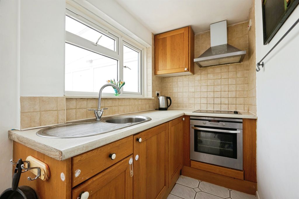 Property photo 2 of 13