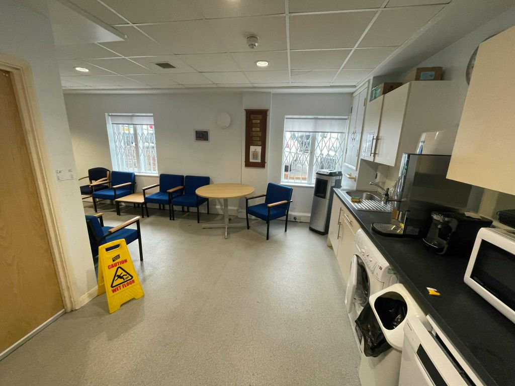 Property photo 3 of 8 Img_3932.Jpeg