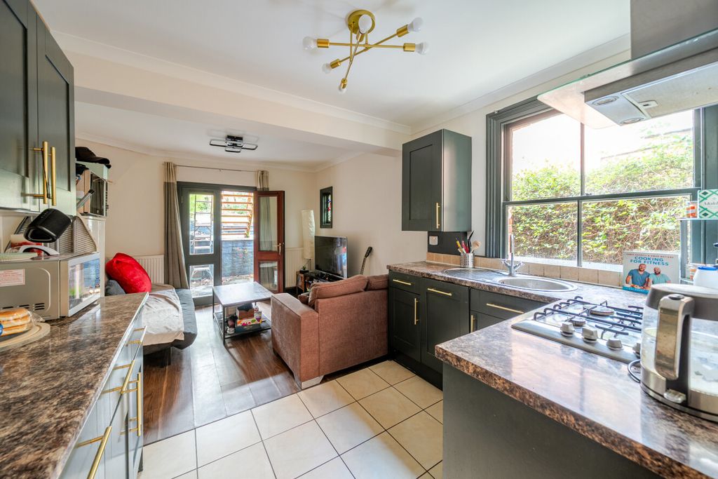 Property photo 1 of 21 Picture 1